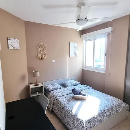 Διαμέρισμα 5 Min Walk To Beach, Perfect Seaside Escape *