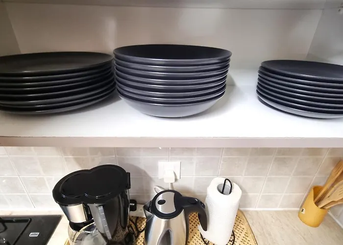 Apartamento 5 Min Walk To Beach, Perfect Seaside Escape